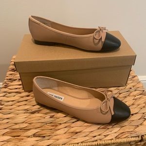 Steve Madden cap toe ballet flats